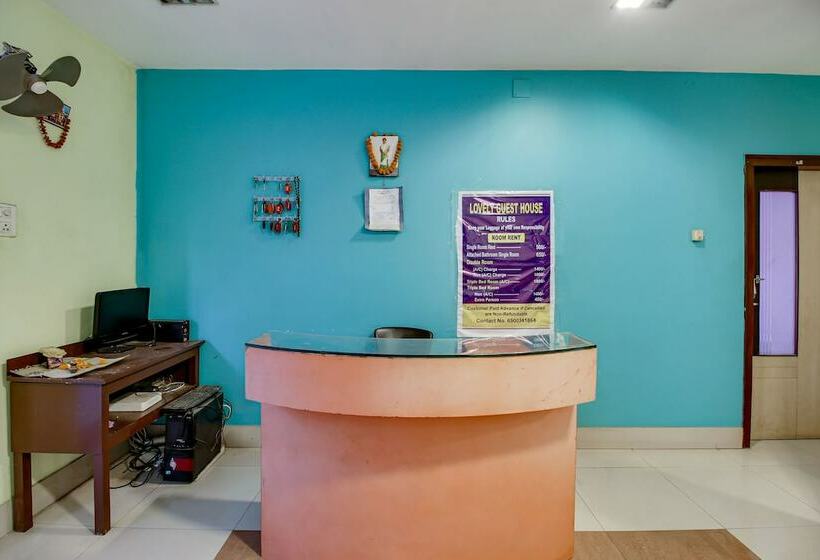 Spot On 60241 Hotel Hollywood