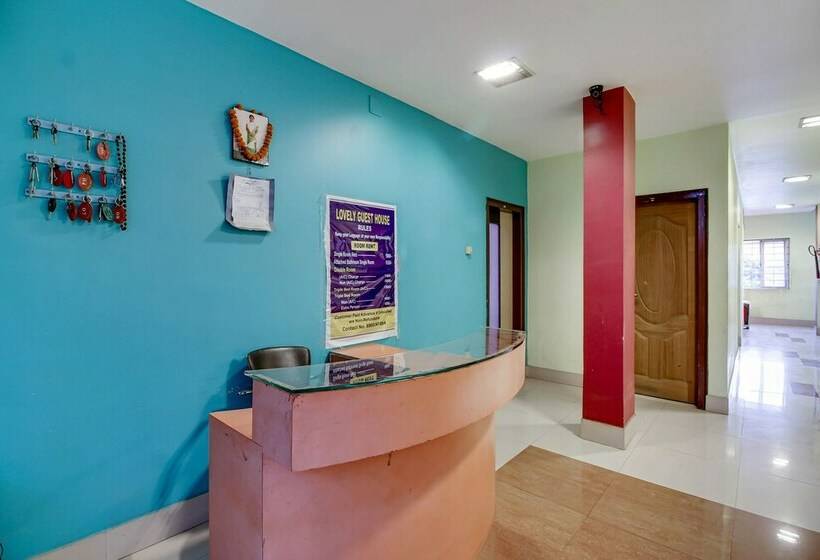 Spot On 60241 Hotel Hollywood