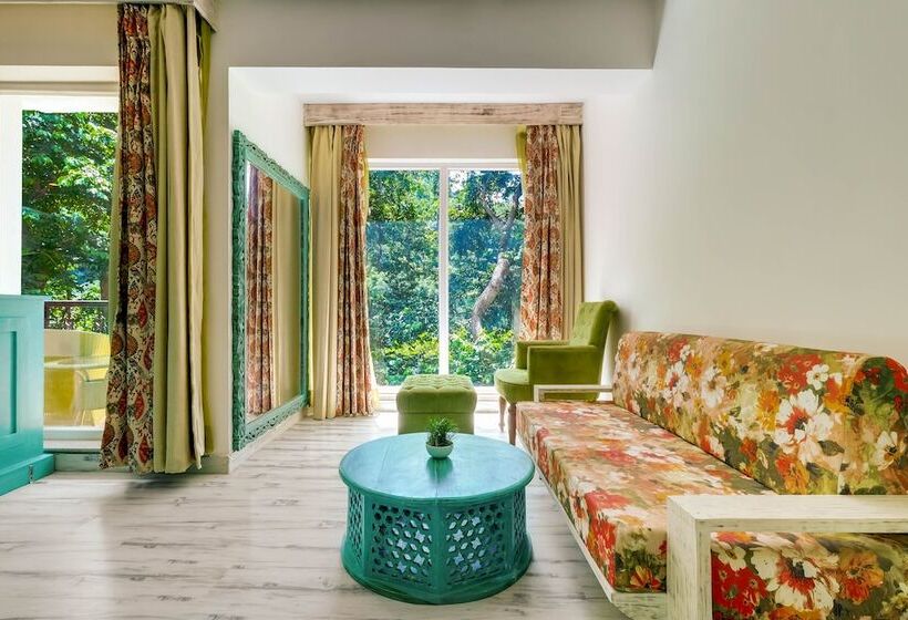 בית מלון כפרי Summit By The Ganges Beach Resort & Spa