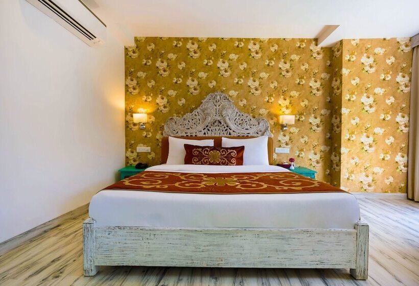 בית מלון כפרי Summit By The Ganges Beach Resort & Spa