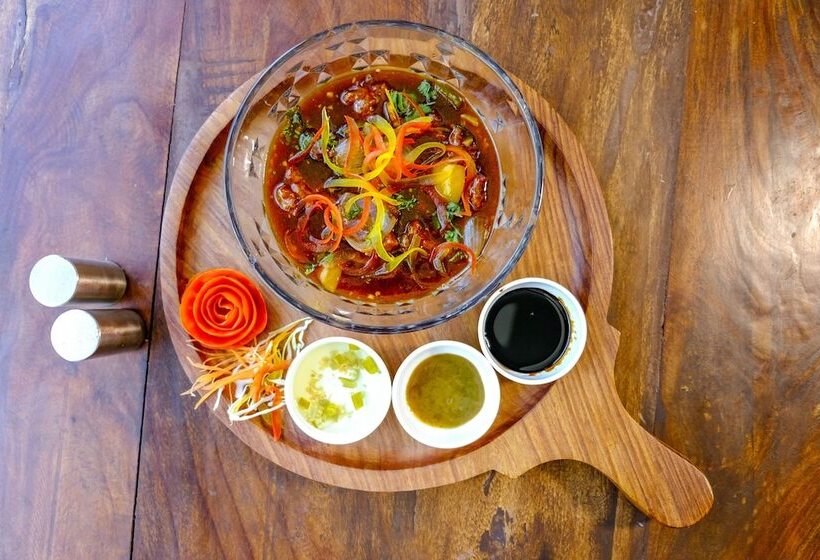 בית מלון כפרי Summit By The Ganges Beach Resort & Spa