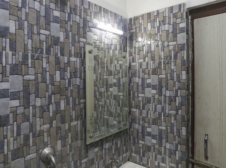 בית מלון כפרי Tanushree By Oyo Rooms