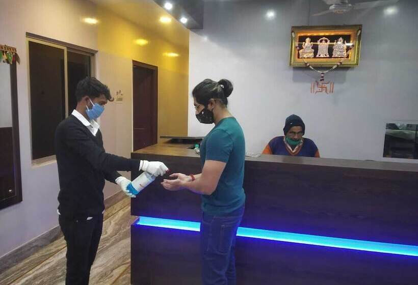 ホテル Tara Tower