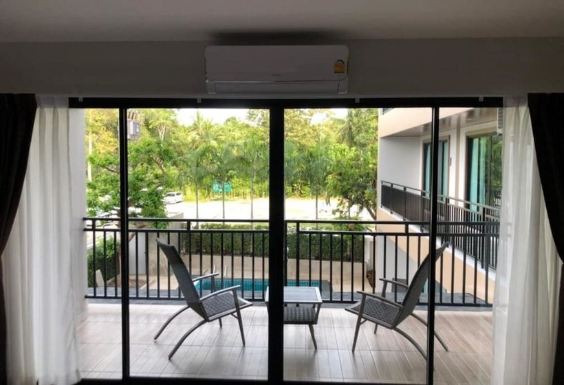 ホテル The Bell Airport Phuket