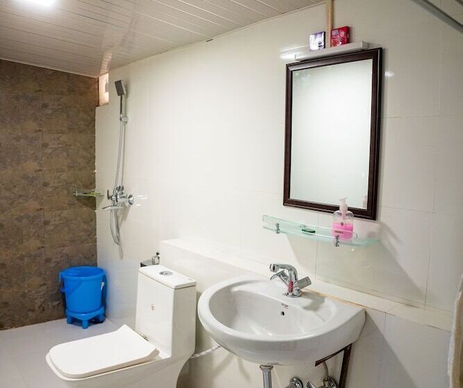 فندق The Cocoon Camps & Nature Resorts