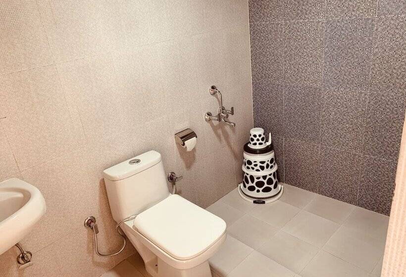 فندق The Cocoon Camps & Nature Resorts