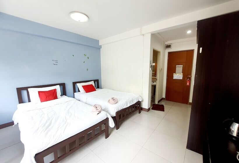 호텔 The Park Bangyai Residence