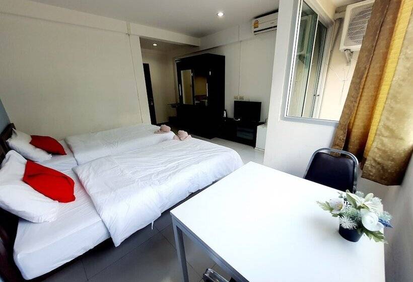 호텔 The Park Bangyai Residence