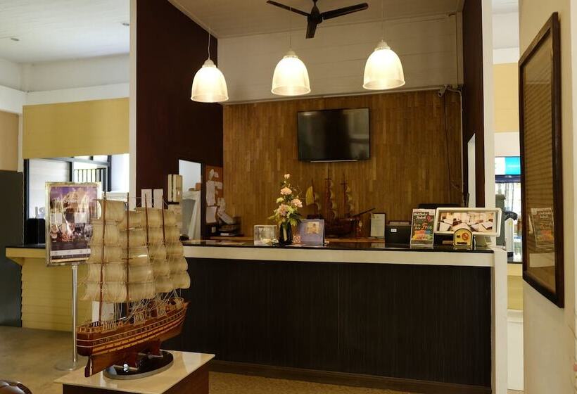 Hotel The Square Rayong