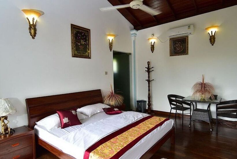 בית מלון כפרי Thevni Holiday Resort