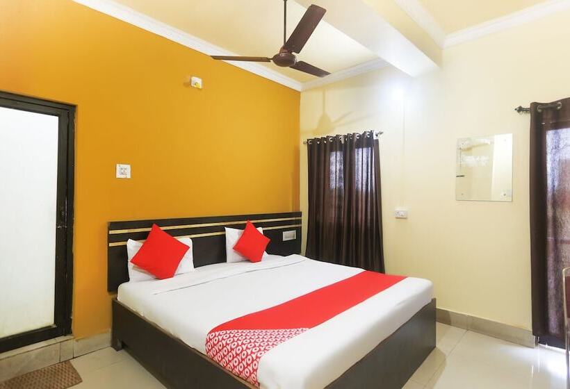 Hotel Trishakti By Oyo Rooms
