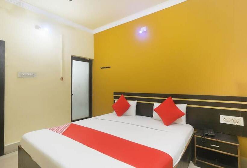 Hotel Trishakti By Oyo Rooms