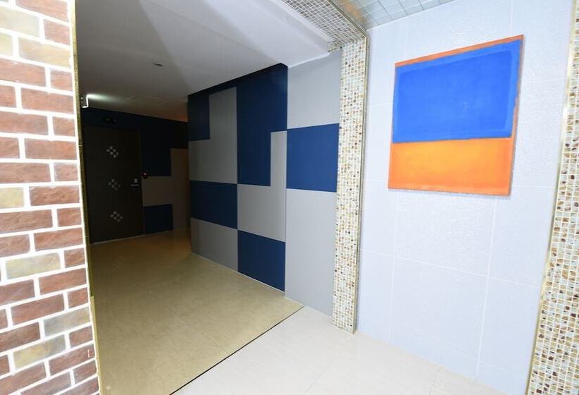 فندق Yaja Jecheon Station