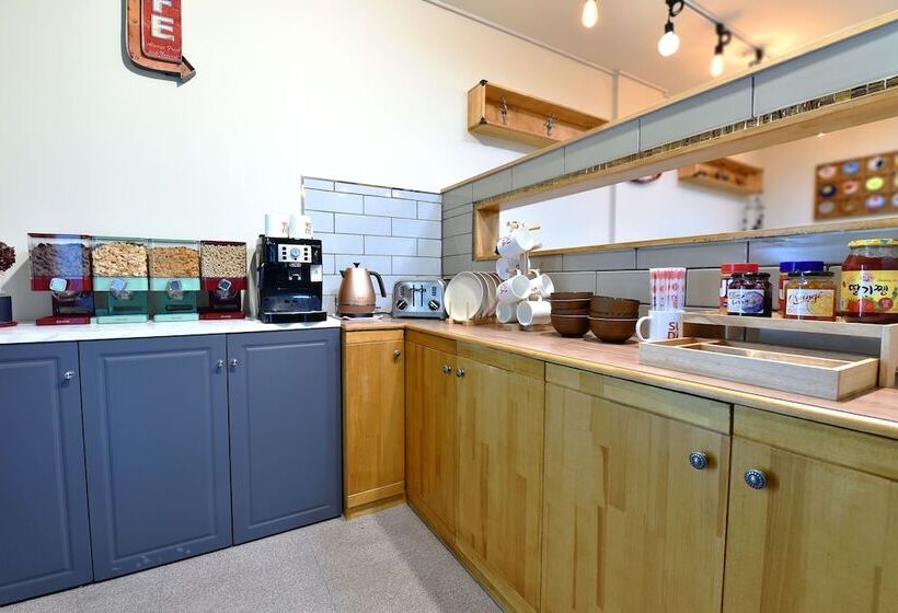 فندق Yaja Jecheon Station