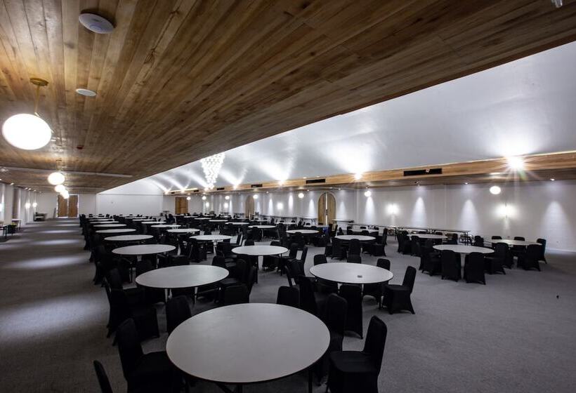 בית מלון כפרי Yama Resort