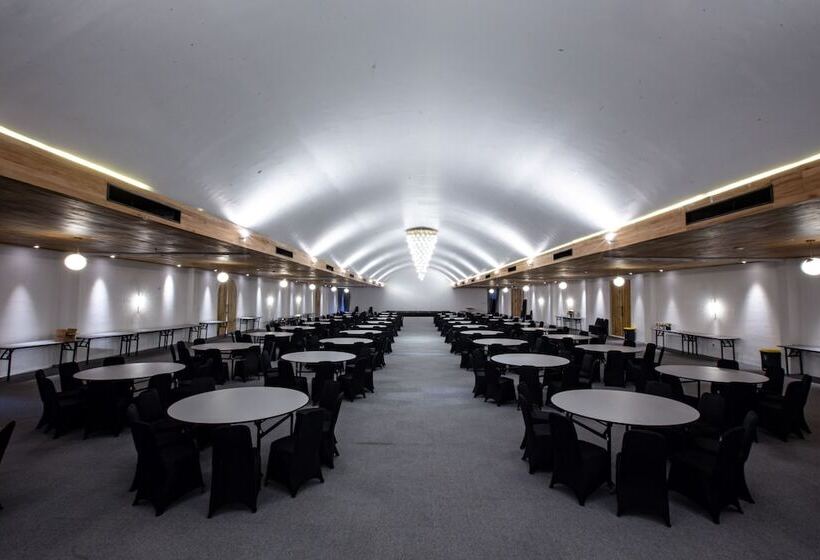 בית מלון כפרי Yama Resort