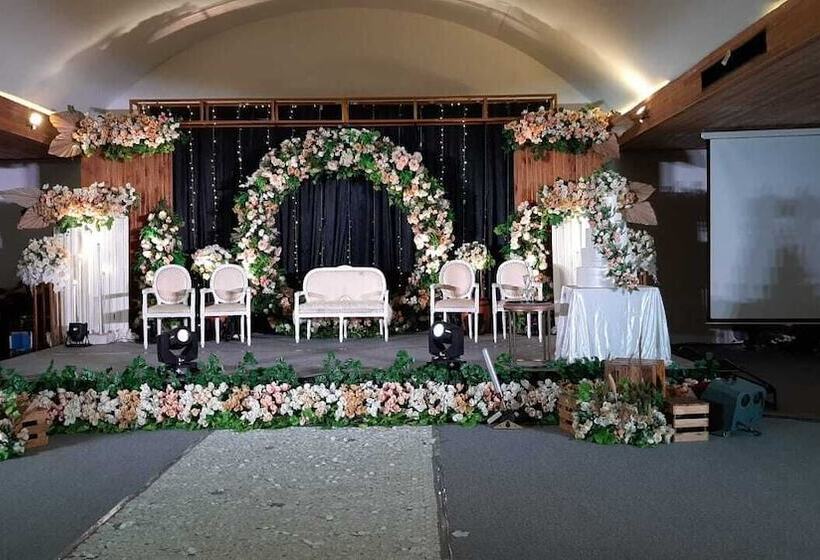 בית מלון כפרי Yama Resort