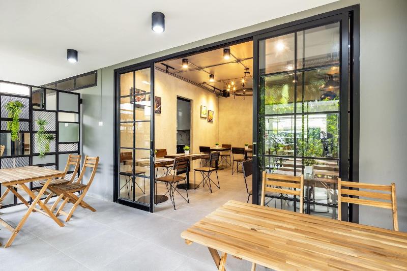 Livotel Express Hotel Bang Kruai Nonthaburi No Parking