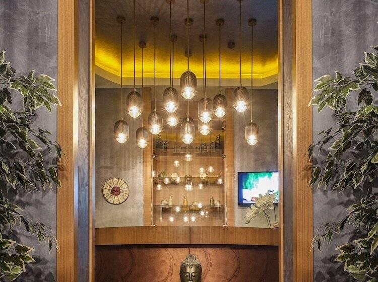 Magna Pivot Hotel   Boutique Class