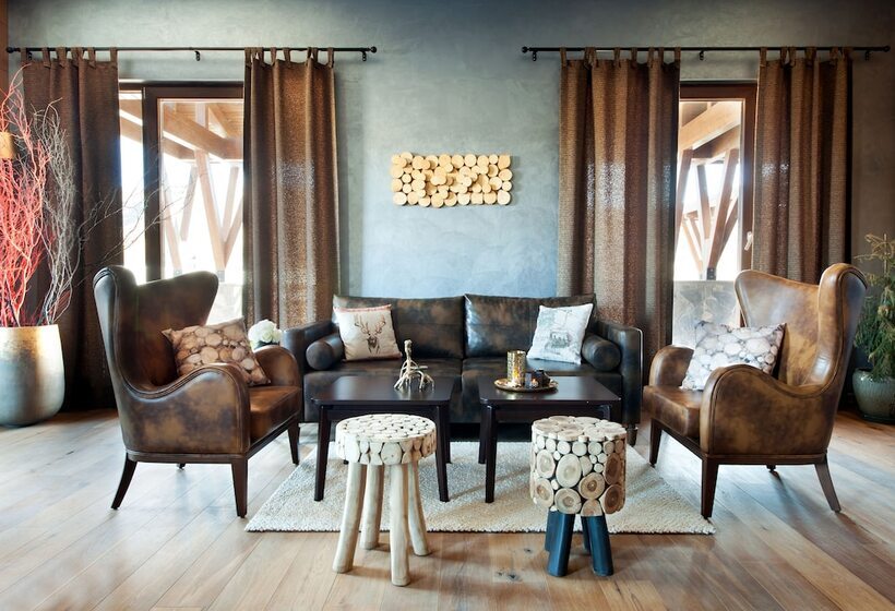 Magna Pivot Hotel   Boutique Class