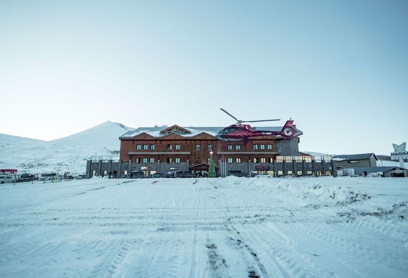 Magna Pivot Hotel   Boutique Class