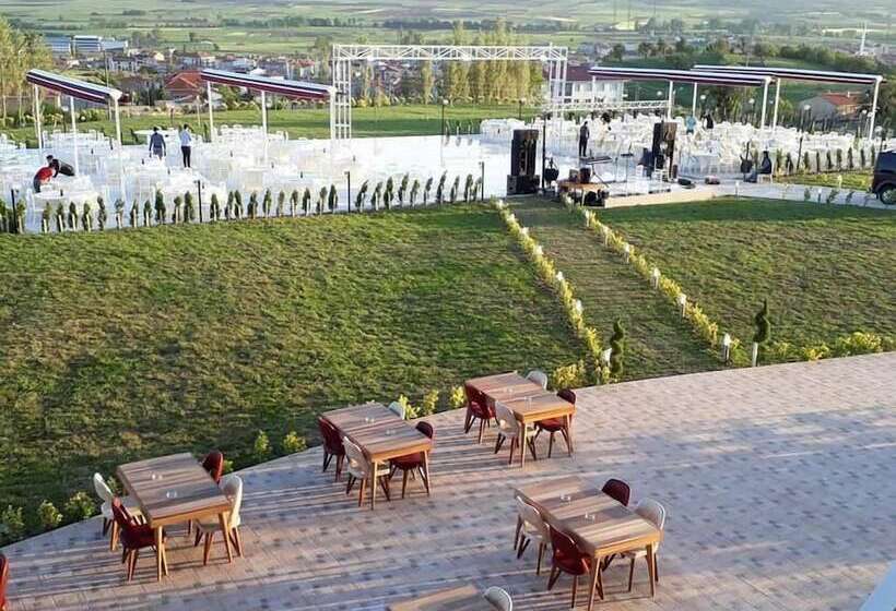 Monopetra Otel