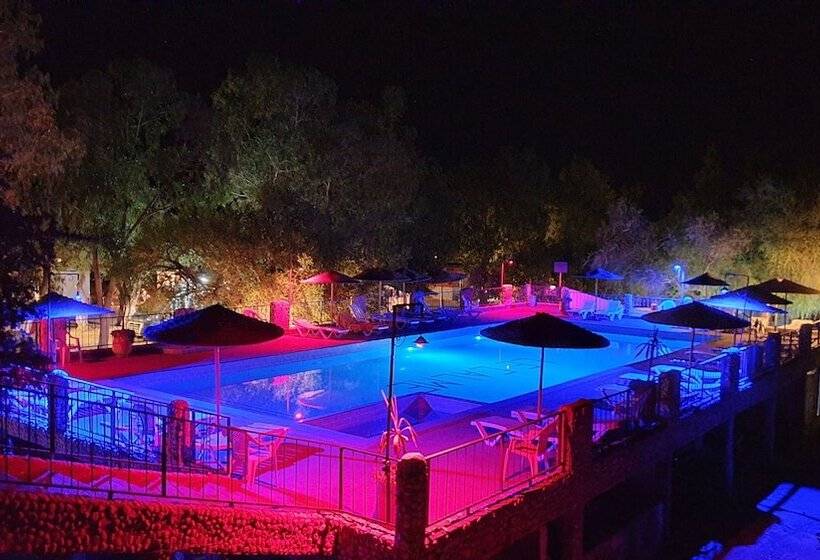 پانسیون Camping Hotel Le Calme