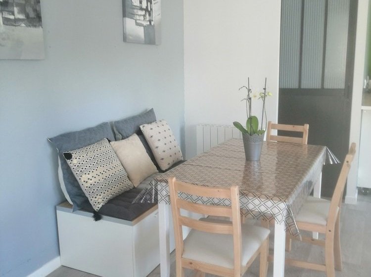 פנסיון Chambre Privée A La Campagne