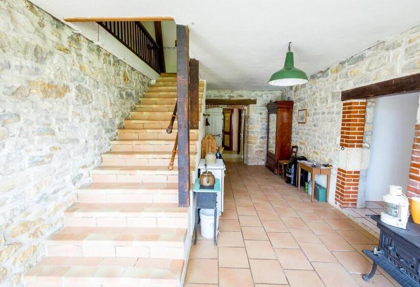 펜션 Chambres D Hôtes Domaine Du Bourg