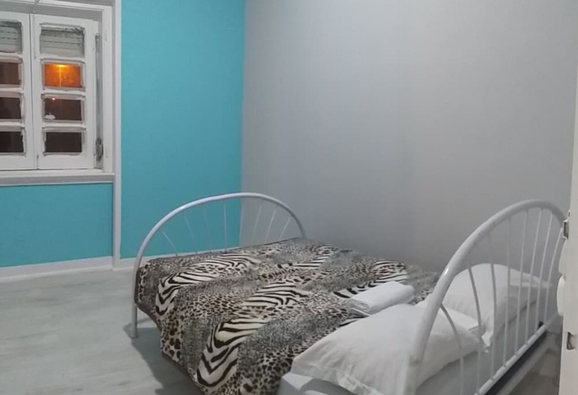 ペンション Come Inn Costa Caparica