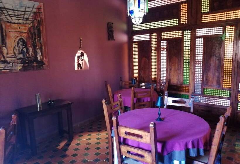 پانسیون Dar Bounkhal