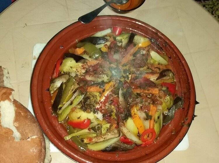 پانسیون Dar Bounkhal