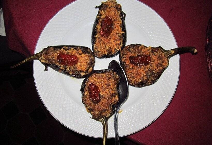 پانسیون Dar Bounkhal