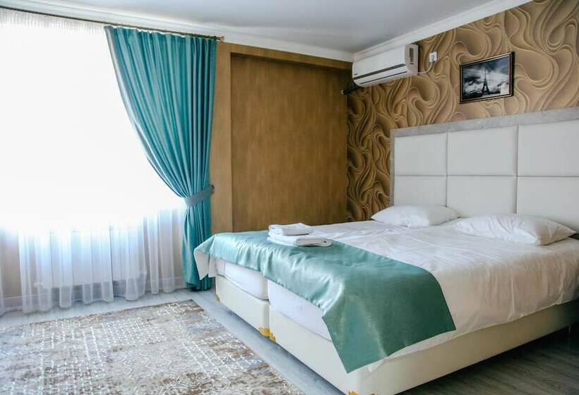 پانسیون Evropa