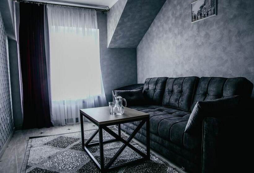 پانسیون Evropa