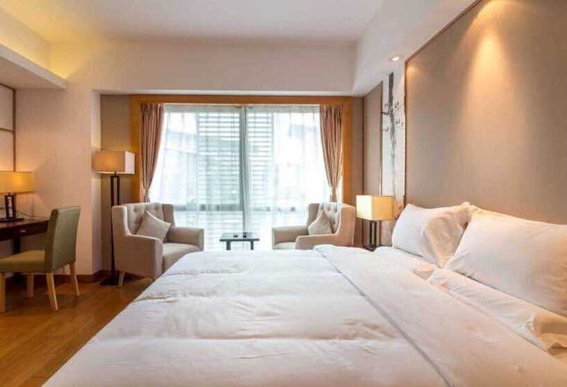 Пансион Guangzhou Jiayu