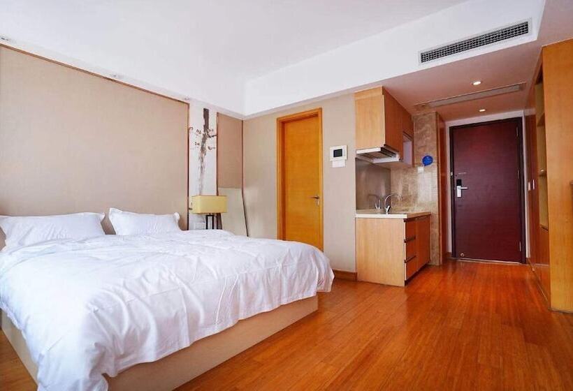 Пансион Guangzhou Jiayu