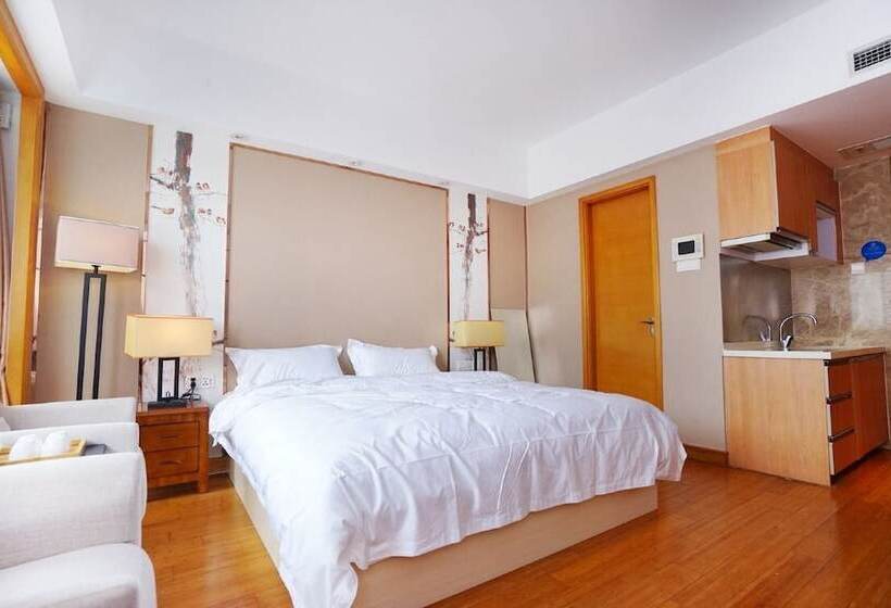 Пансион Guangzhou Jiayu