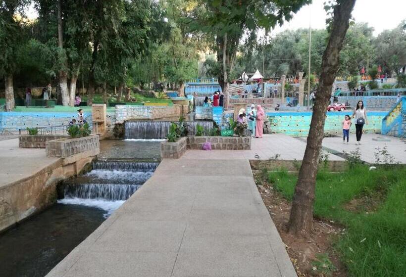 ペンション Imilchil