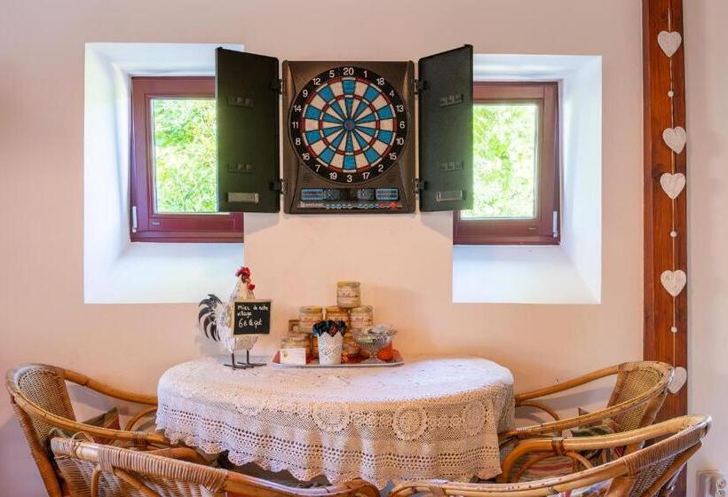 펜션 Le Vieux Nayeu