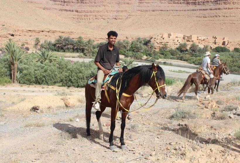 پانسیون Luna Del Fuego