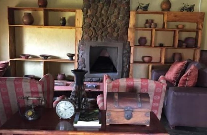 פנסיון Makgabeng Farm Lodge