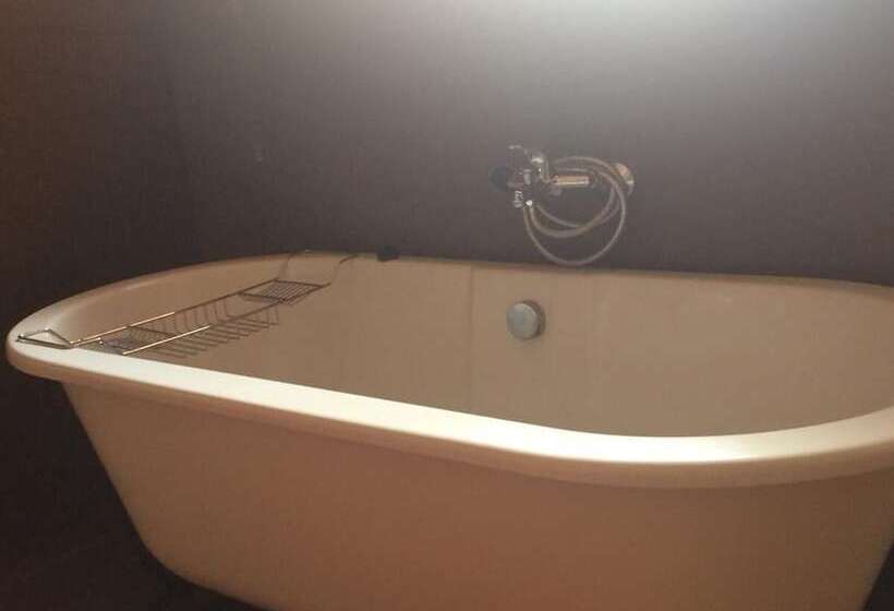 פנסיון Makgabeng Farm Lodge