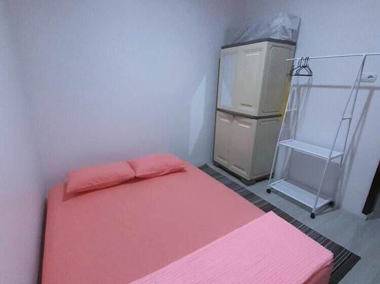 ペンション Panda Homestay