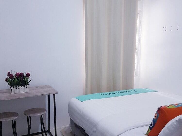 ペンション Panda Homestay