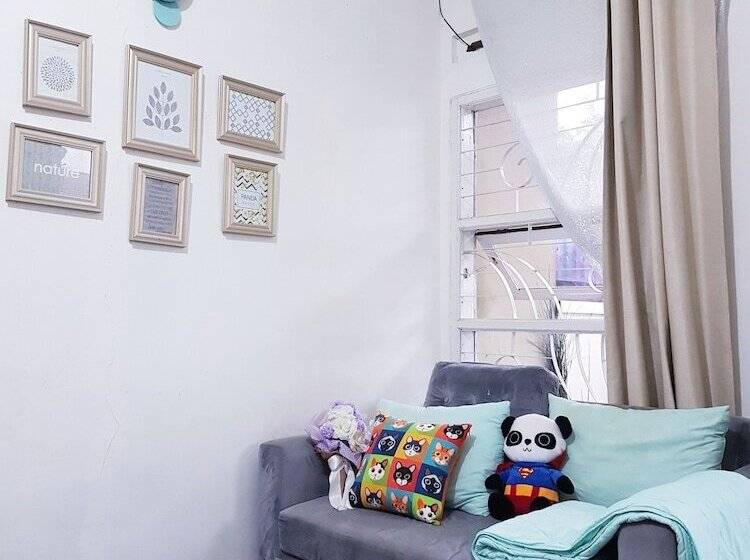 ペンション Panda Homestay