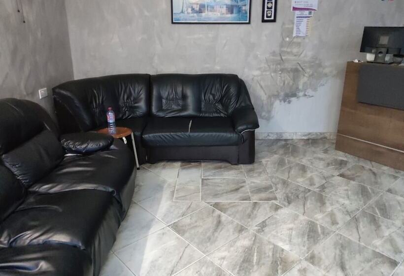 Пансион Peemens Guesthouse