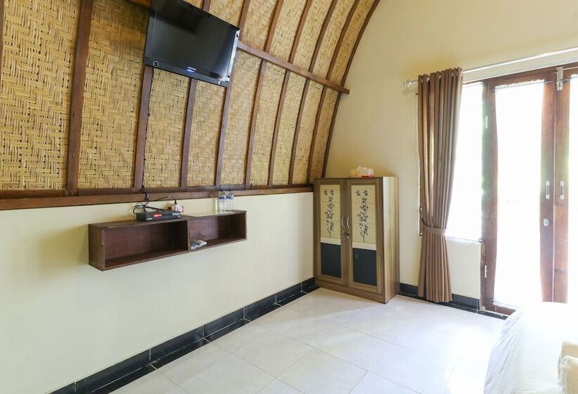 פנסיון Ratu Cottage