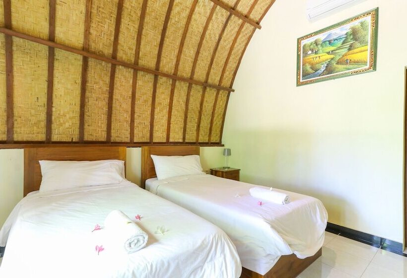 פנסיון Ratu Cottage