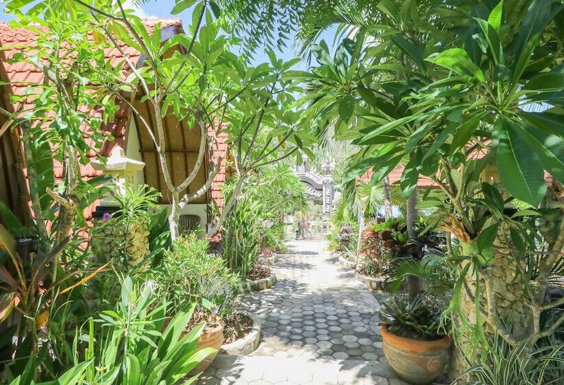 פנסיון Ratu Cottage